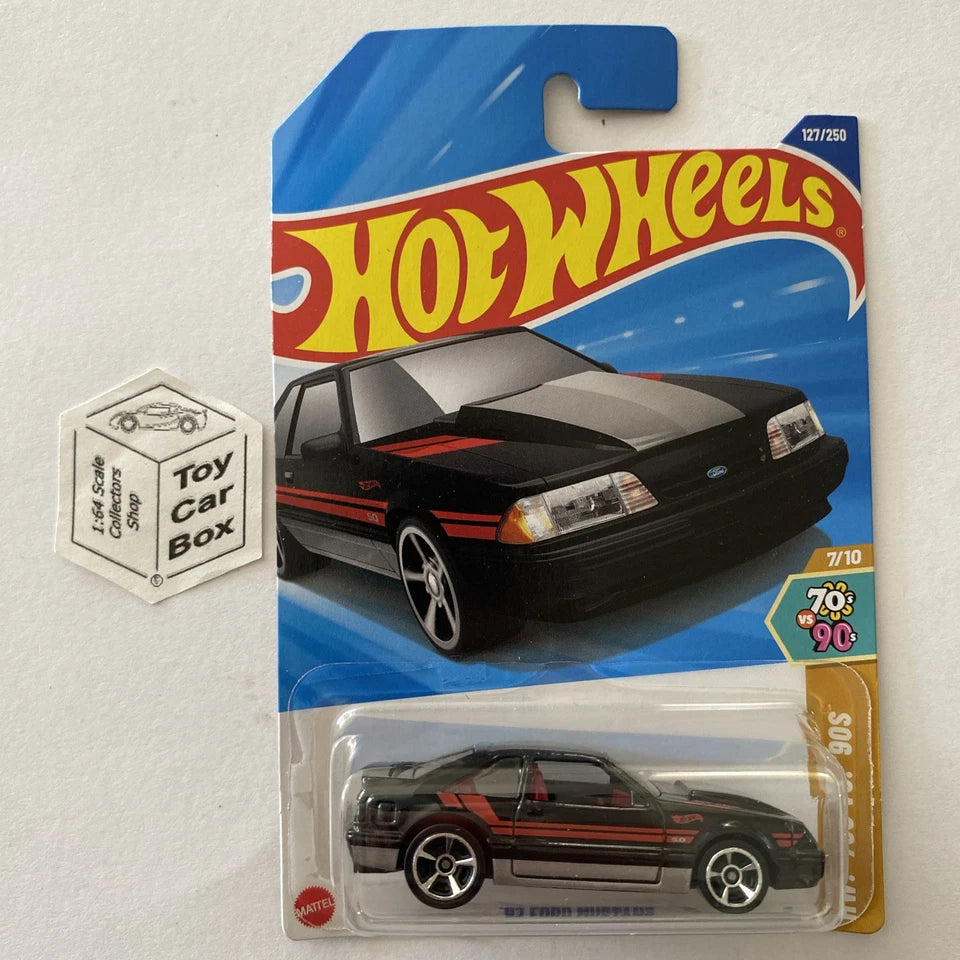 2025 HOT WHEELS #127 - ‘92 Ford Mustang (Black #7 HW 70s Vs 90s - Long Card) B00