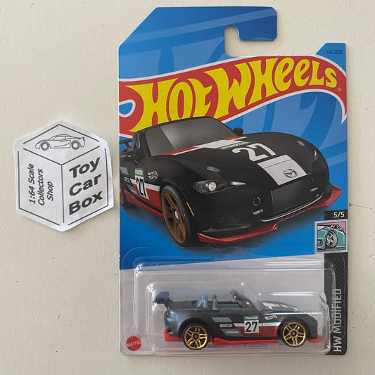 2023 HOT WHEELS #114 - ‘15 Mazda MX5 Miata (Black #5 Modified - Long Card) B00