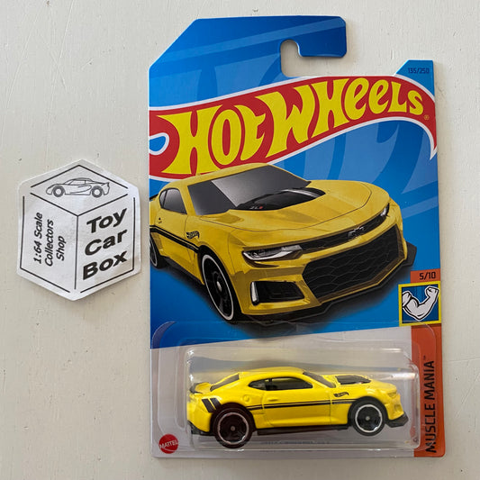 2023 HOT WHEELS #135 - 2017 Camaro ZL1 (Yellow #5 Muscle Mania - Long Card) B00