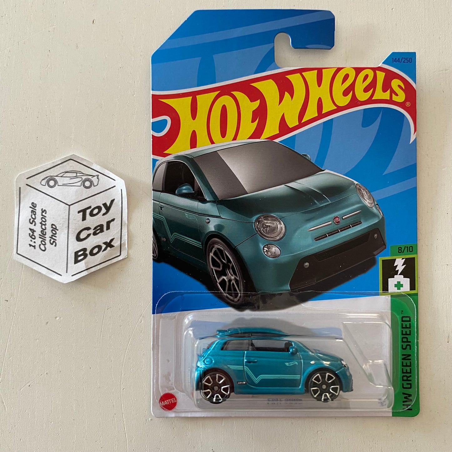 2023 HOT WHEELS #144 - Fiat 500e (Green #8 HW Green Speed - Long Card) B53